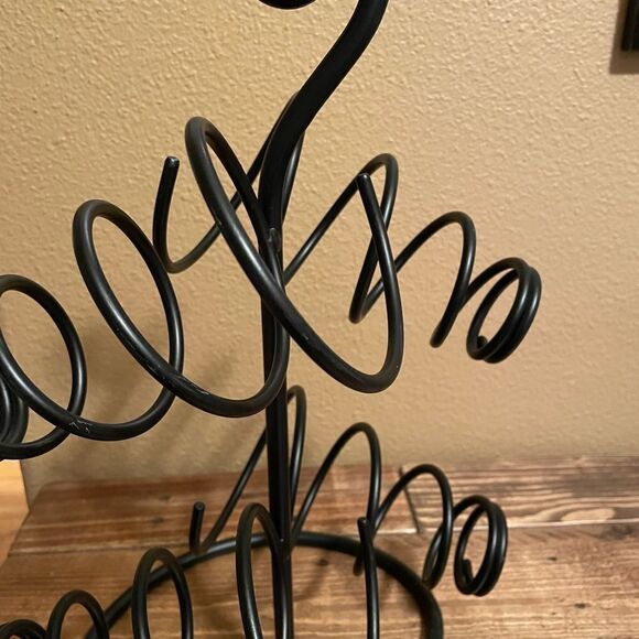 Vintage Wrought Iron Swirl Wine Holder - Picture 4 of 12